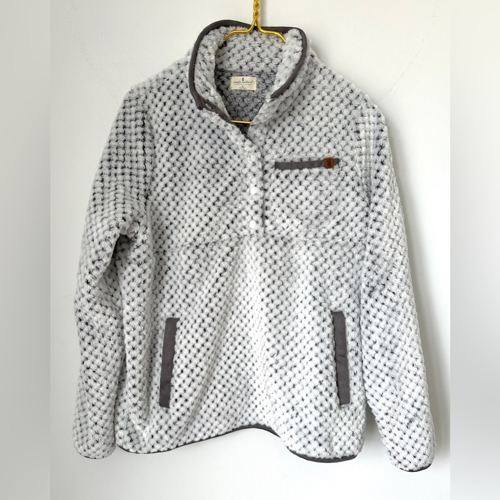 Simply Southern Frost Gray White Soft Warm Preppy Plush Pullover Womenโs Small